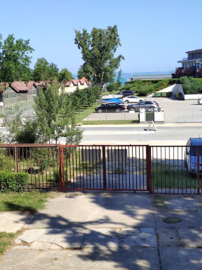 Ozone Apartman Siófok Eksteriør bilde